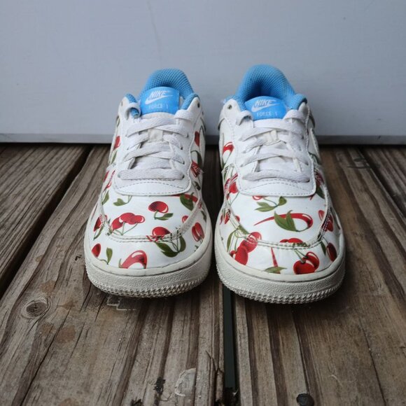 Nike Force 1 Youth Cherry Print Sneakers - Size 1Y - Picture 3 of 8